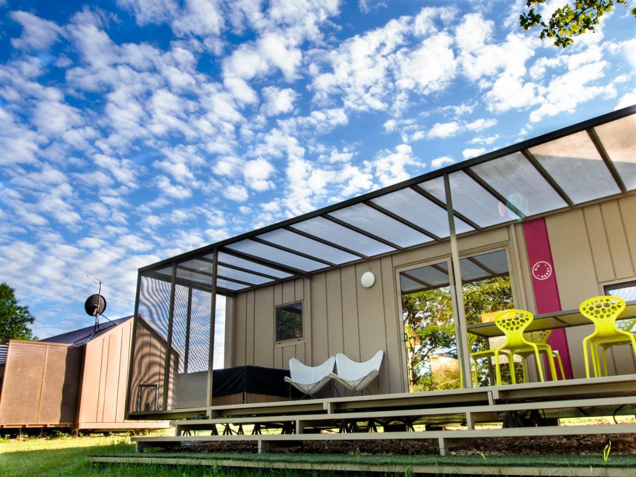 Big Berry Luxury Lifestyle Resort Metlika Exterior photo